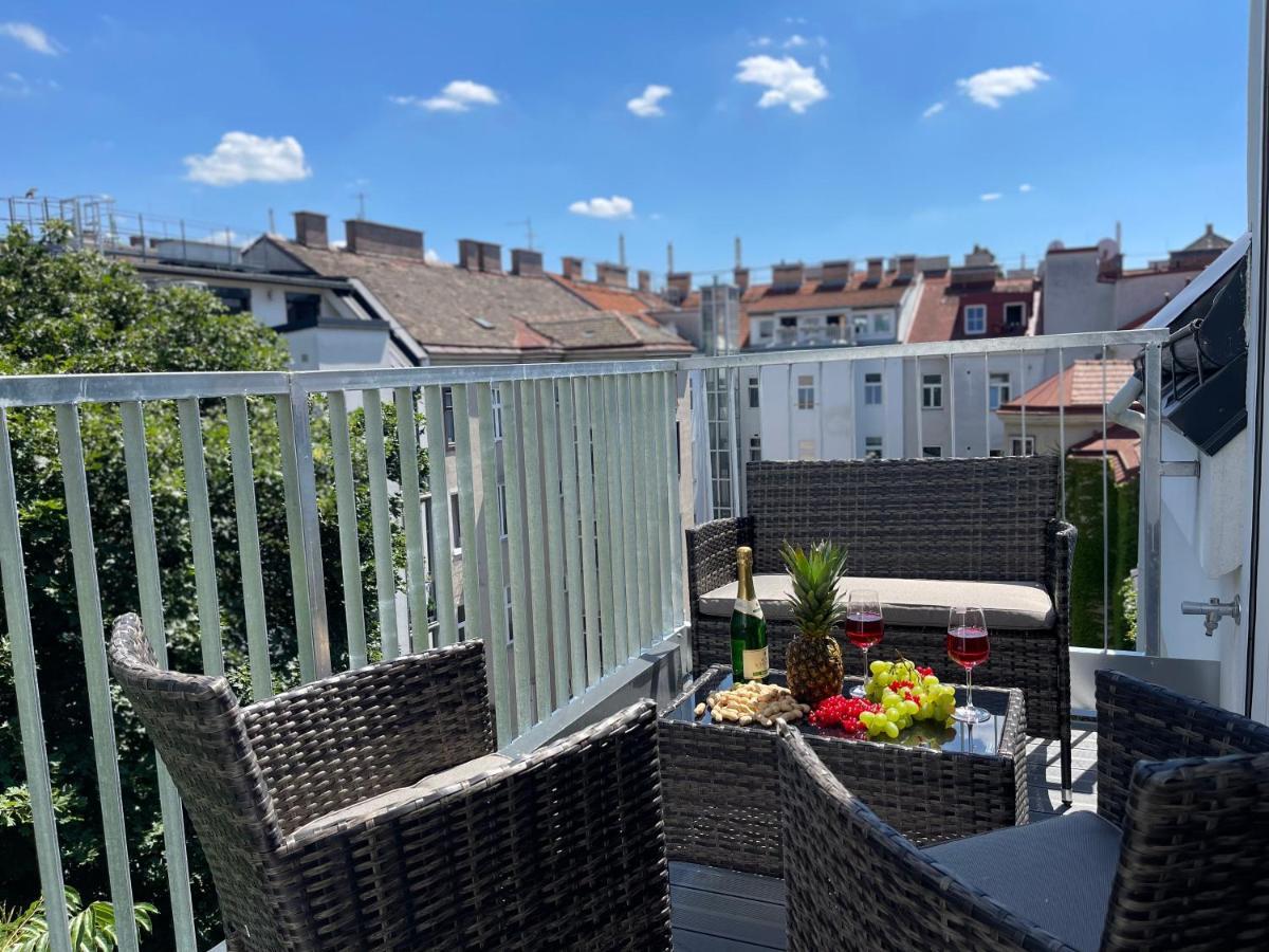 New Apartment With Spacious Balcony 18 فيينا المظهر الخارجي الصورة
